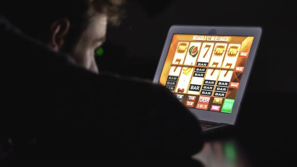 modal3000 account dashboard showing seamless navigation between football betting and Hot Pot tables